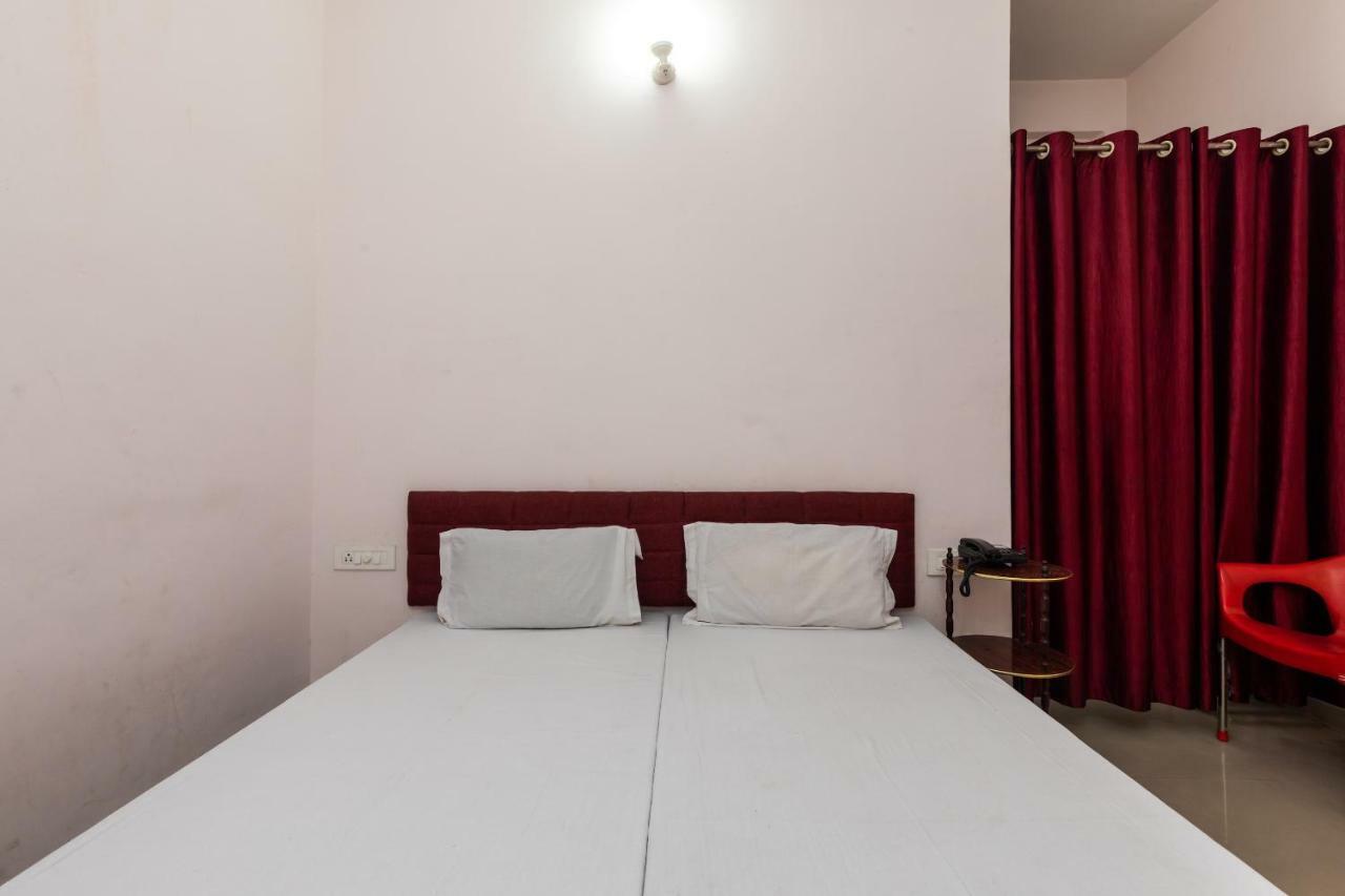 Hotel Spot On 48618 Vasundhara Gardens Bhopal Exterior foto