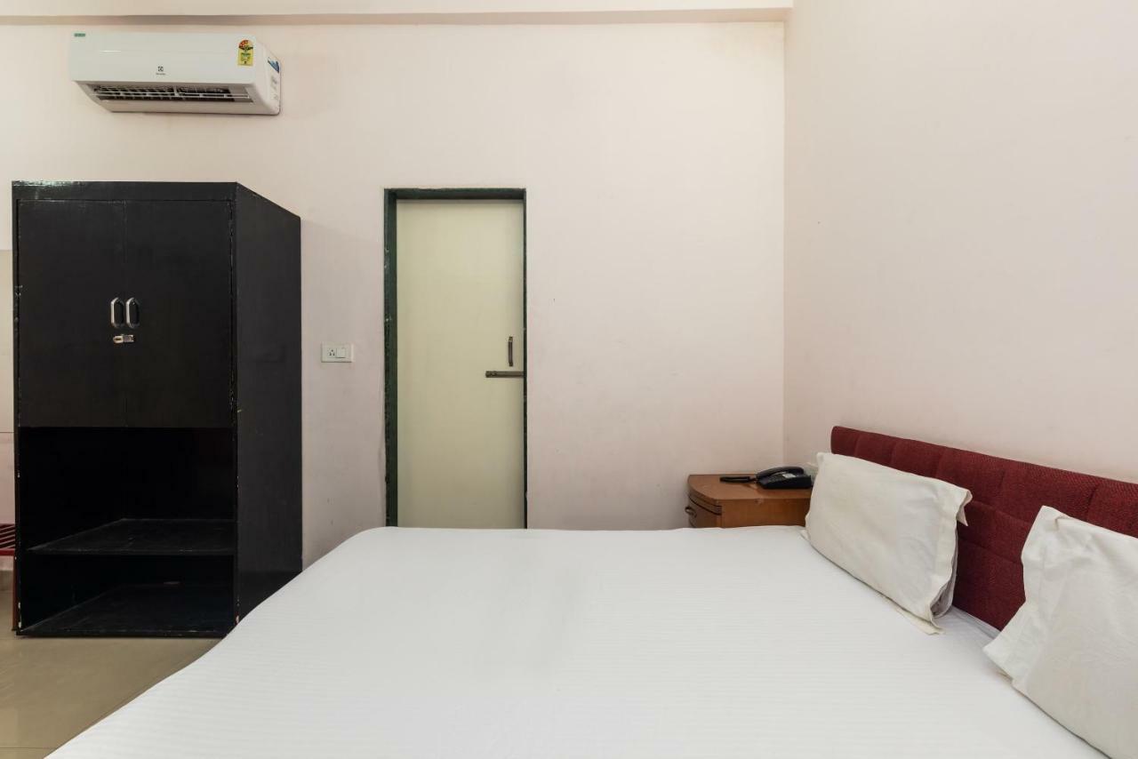 Hotel Spot On 48618 Vasundhara Gardens Bhopal Exterior foto