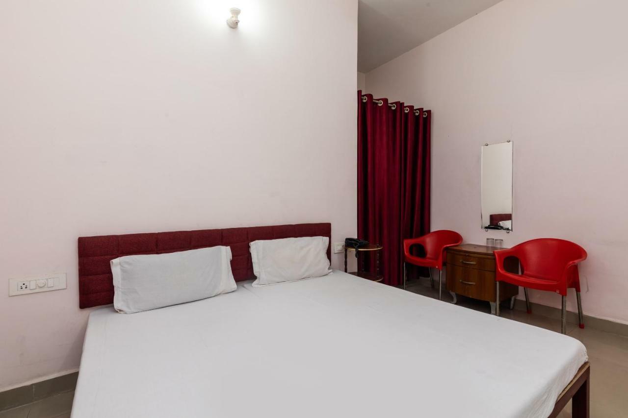 Hotel Spot On 48618 Vasundhara Gardens Bhopal Exterior foto
